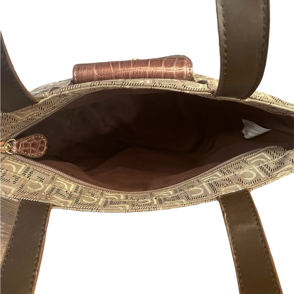 Liz Claiborne small canvas shoulder bag, beige and light brown - Picture 6 of 10